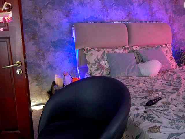 AmelyLoveme webcam