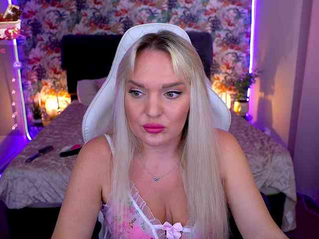 AmelyLoveme webcam