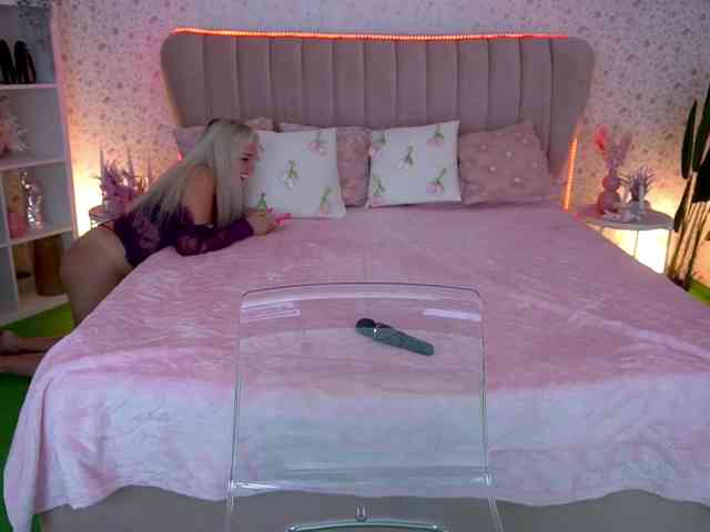 AmelyLoveme webcam