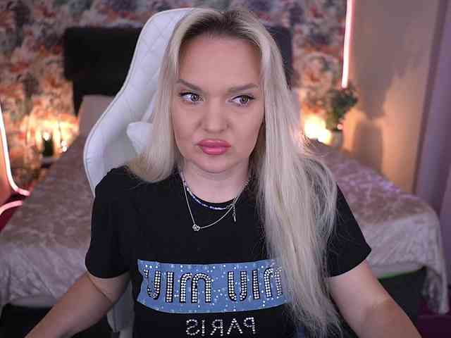 AmelyLoveme webcam