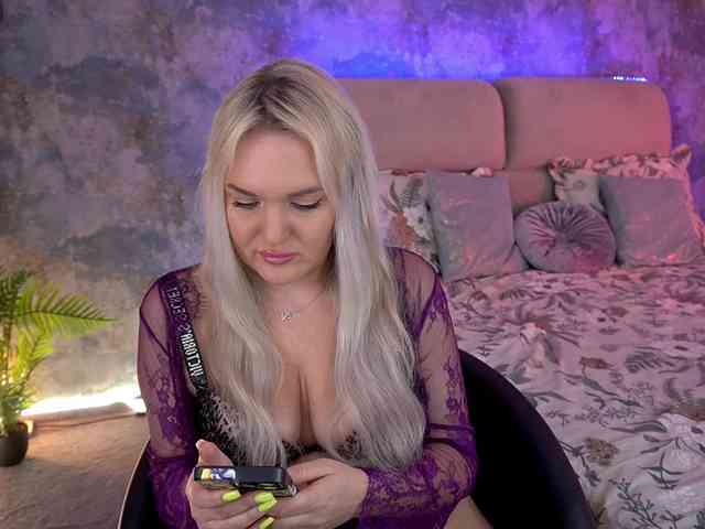 AmelyLoveme webcam