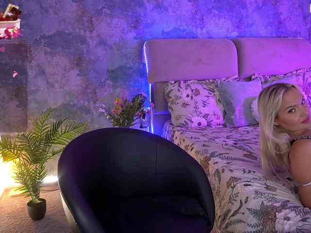 AmelyLoveme webcam