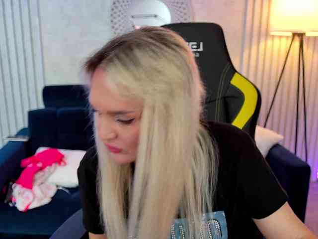AmelyLoveme webcam