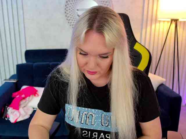 AmelyLoveme webcam