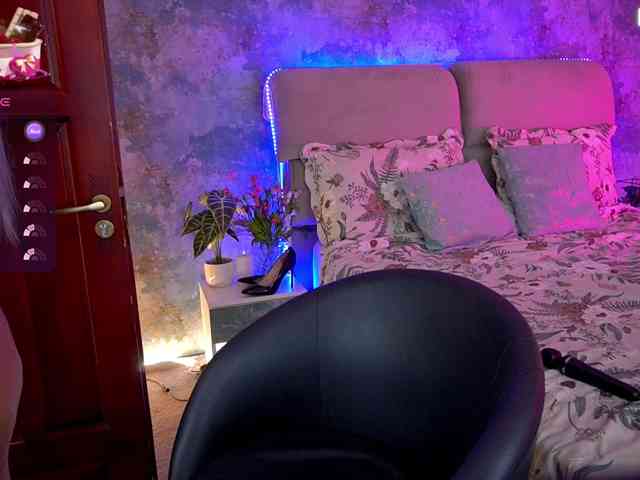 AmelyLoveme webcam
