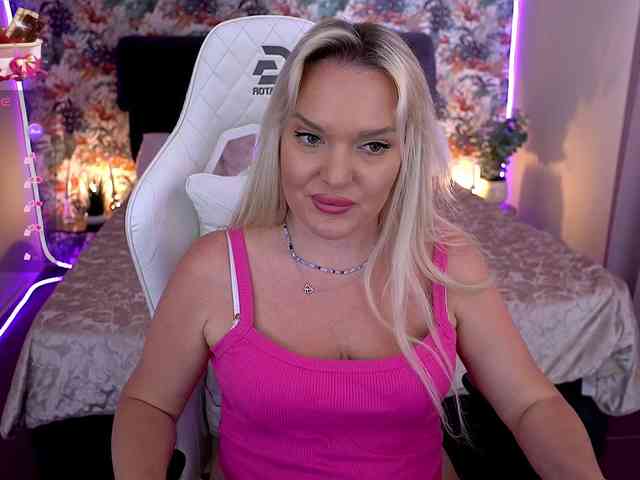 AmelyLoveme webcam