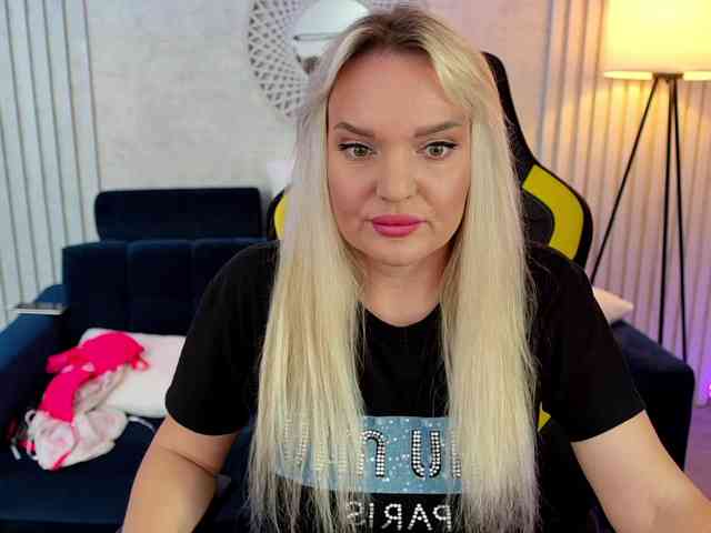 AmelyLoveme webcam