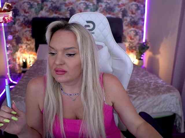 AmelyLoveme webcam