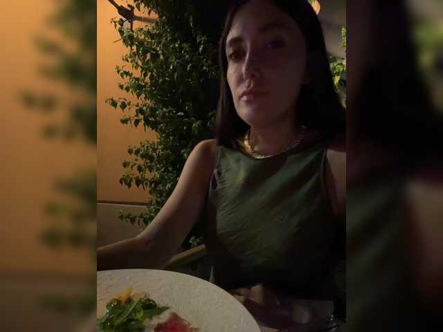linahelen cam belle