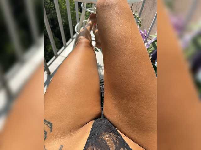 linahelen live cam on BongaCams