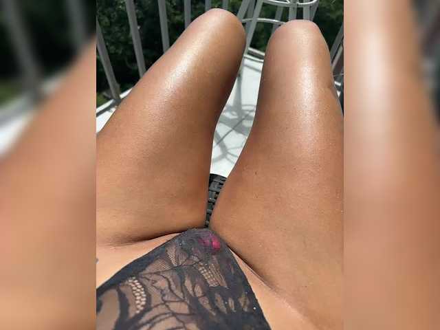 linahelen live cam on BongaCams