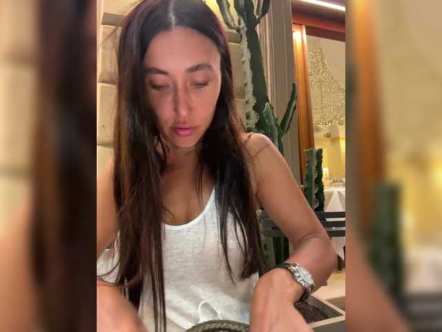 linahelen live webcam show