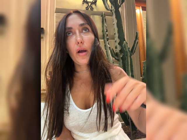 linahelen live webcam show