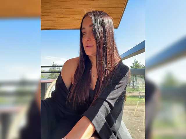 linahelen's BongaCams show and profile