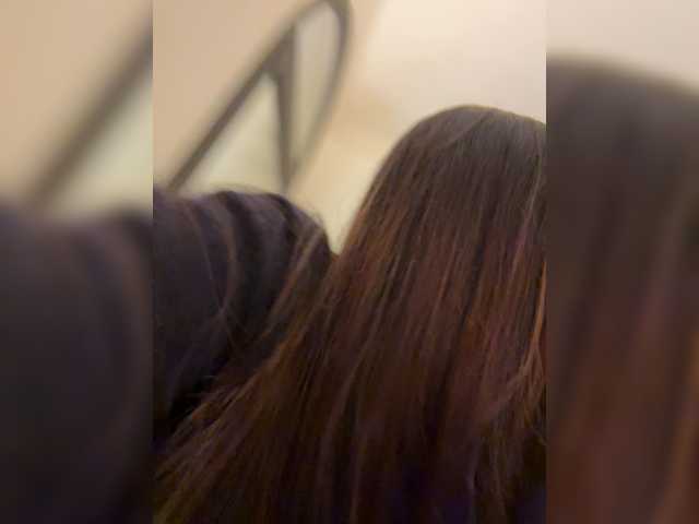 Marianna_ live cam preview