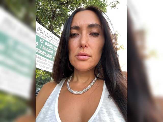 linahelen live cam on BongaCams
