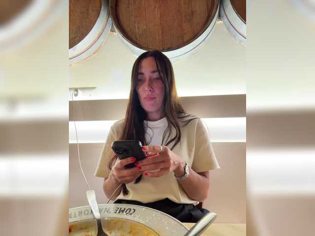 Marianna_ live cam preview