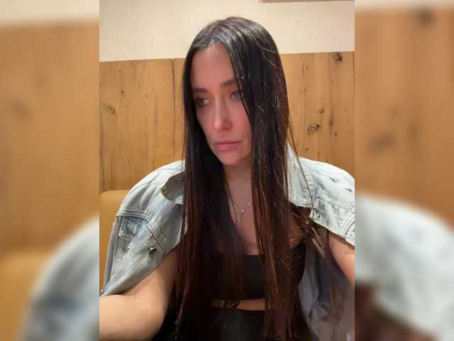  linahelen chat room