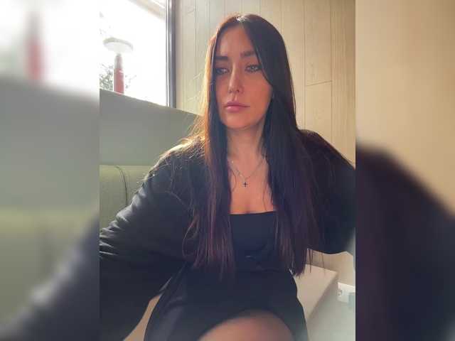 linahelen's BongaCams show and profile