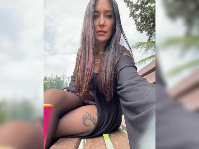 linahelen's BongaCams profile