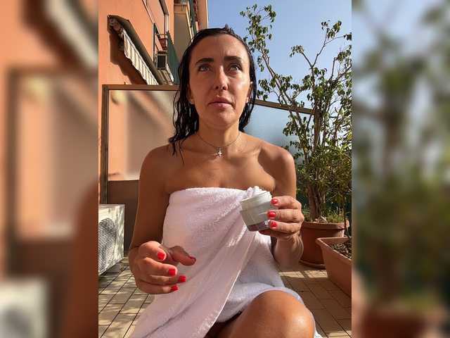 linahelen live cam on BongaCams