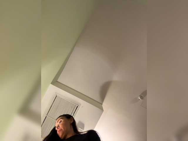 Marianna_ live cam preview