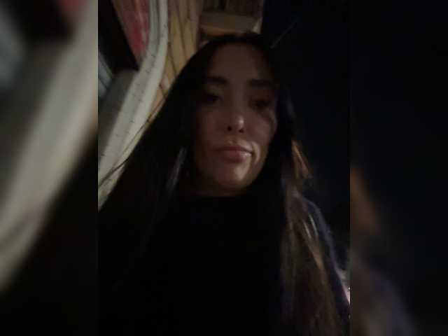 Marianna_ live cam preview
