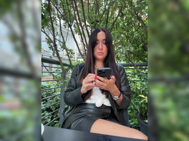 Marianna_ live cam preview