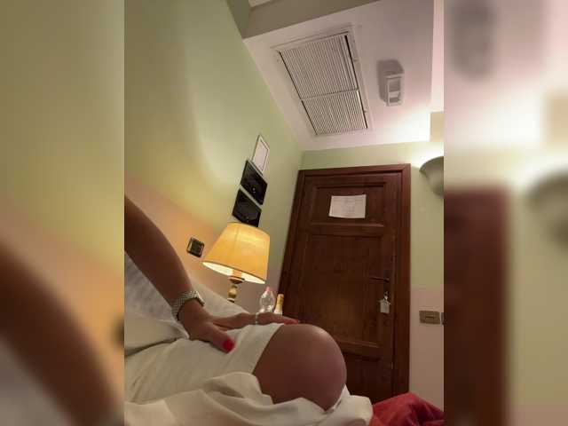 linahelen live cam on BongaCams