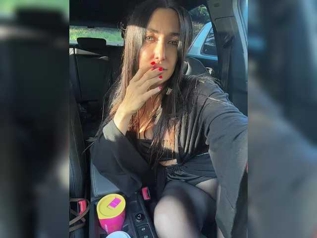 linahelen's BongaCams show and profile