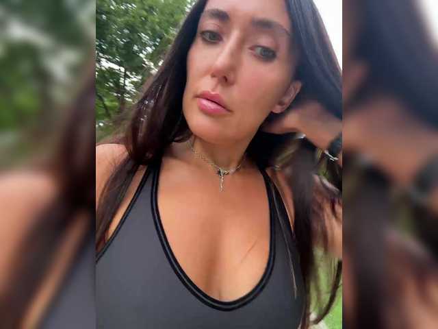 linahelen live cam on BongaCams