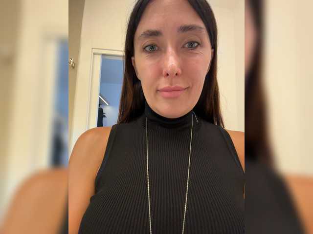 linahelen live cam on BongaCams