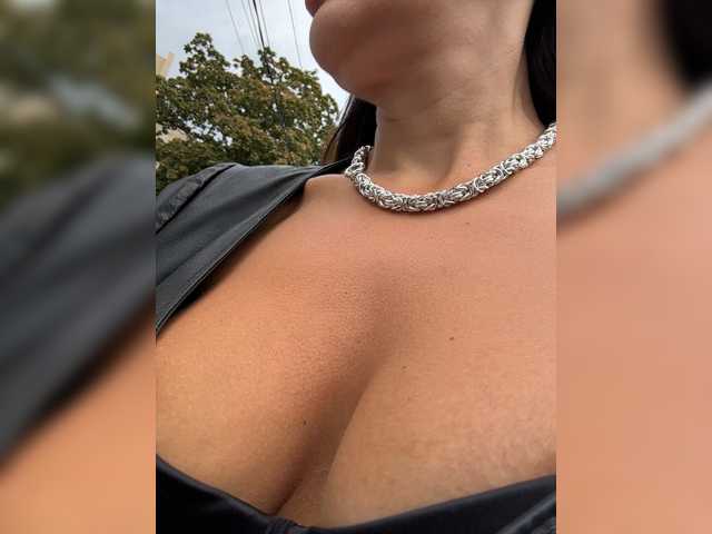 linahelen live cam on BongaCams