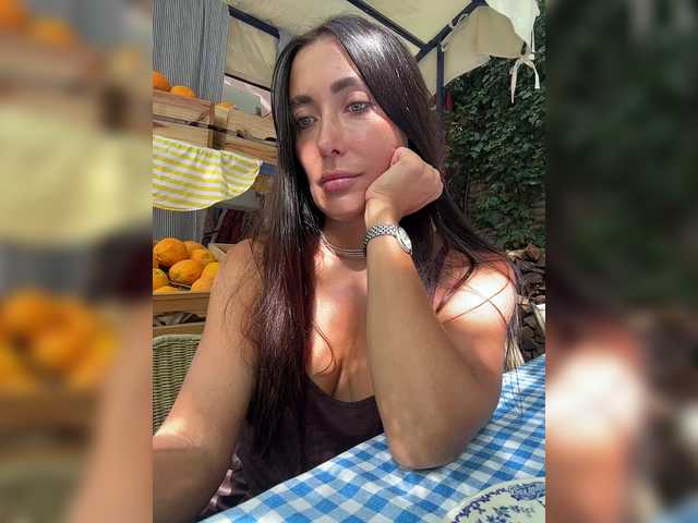 linahelen live webcam show