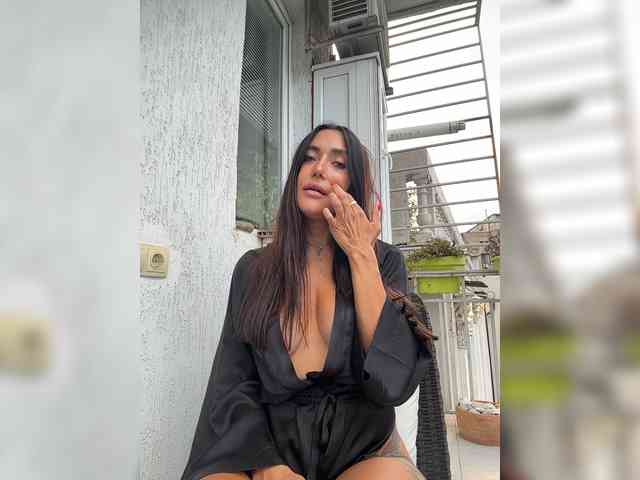 linahelen Sex Cam Show