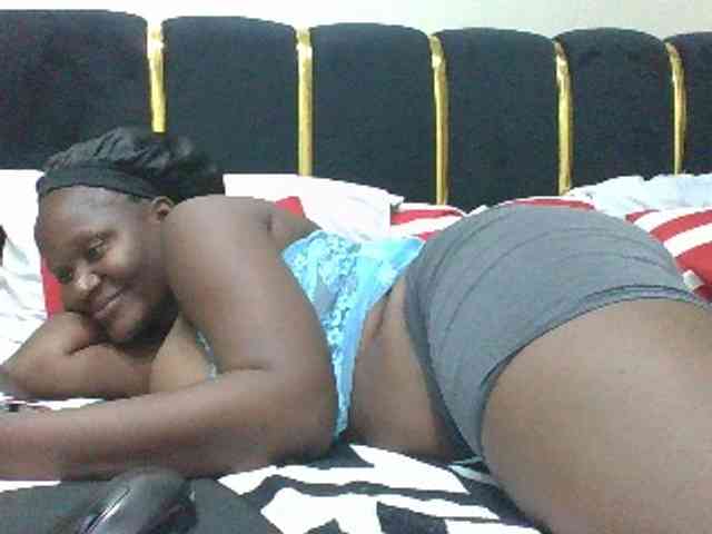 BoobieQueen webcam