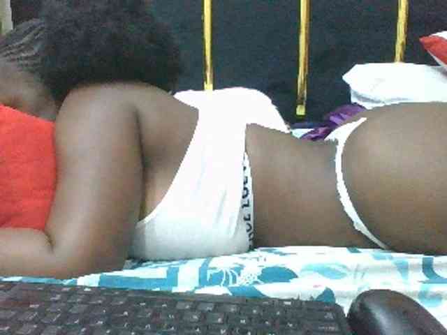 BoobieQueen webcam