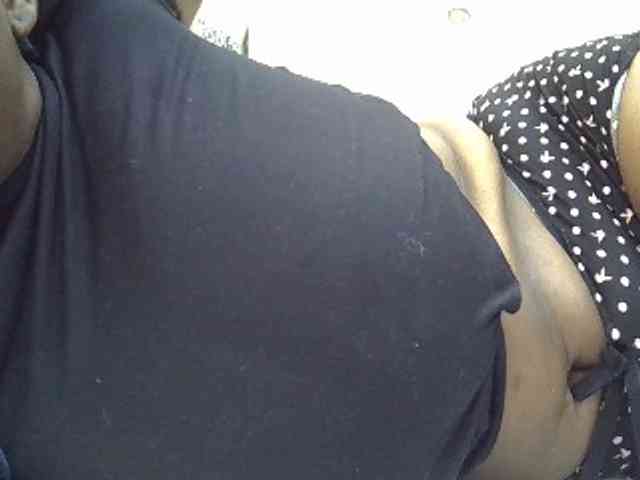 BoobieQueen webcam