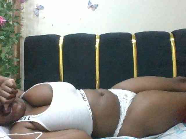 BoobieQueen webcam
