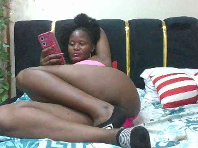 BoobieQueen webcam