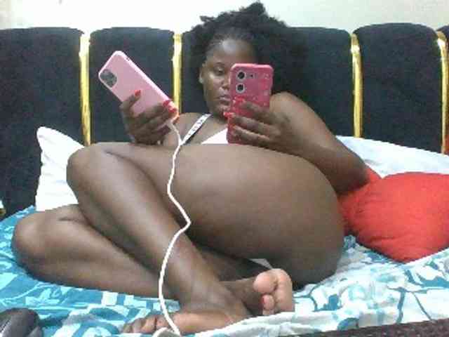 BoobieQueen webcam