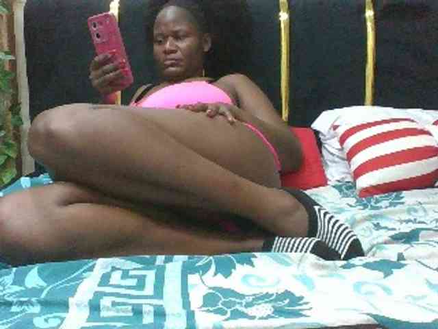 BoobieQueen webcam