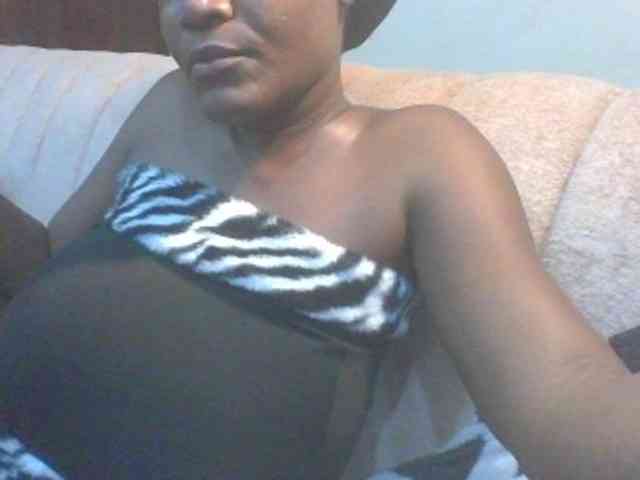 BoobieQueen webcam
