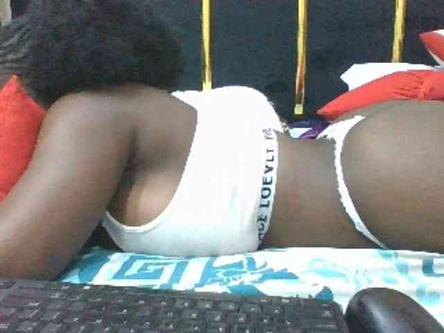 BoobieQueen webcam