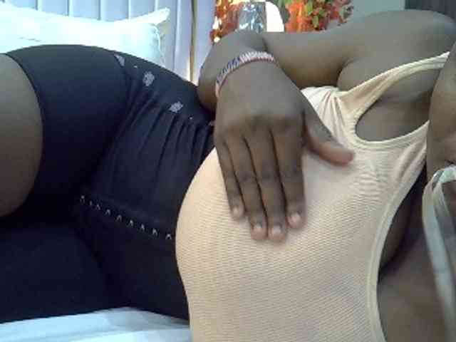 BoobieQueen webcam