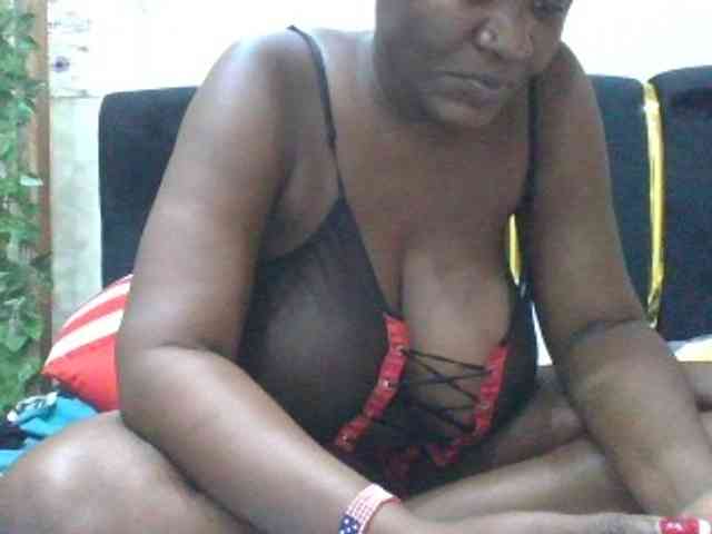 BoobieQueen webcam