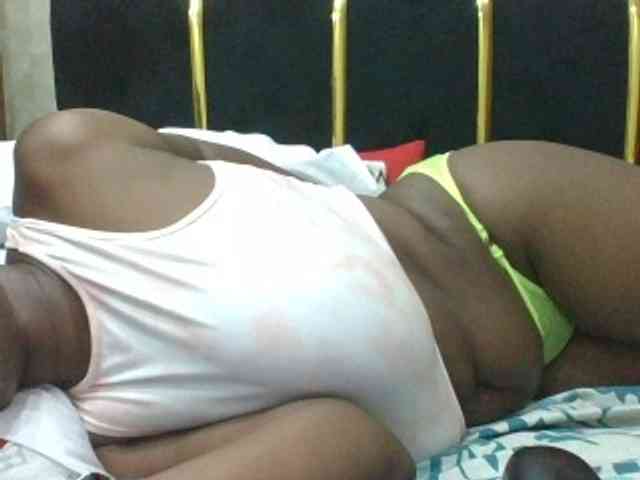 BoobieQueen webcam