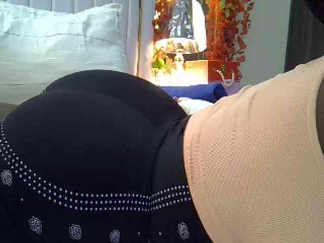 BoobieQueen webcam
