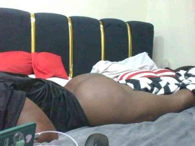 BoobieQueen webcam