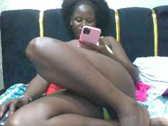 BoobieQueen webcam